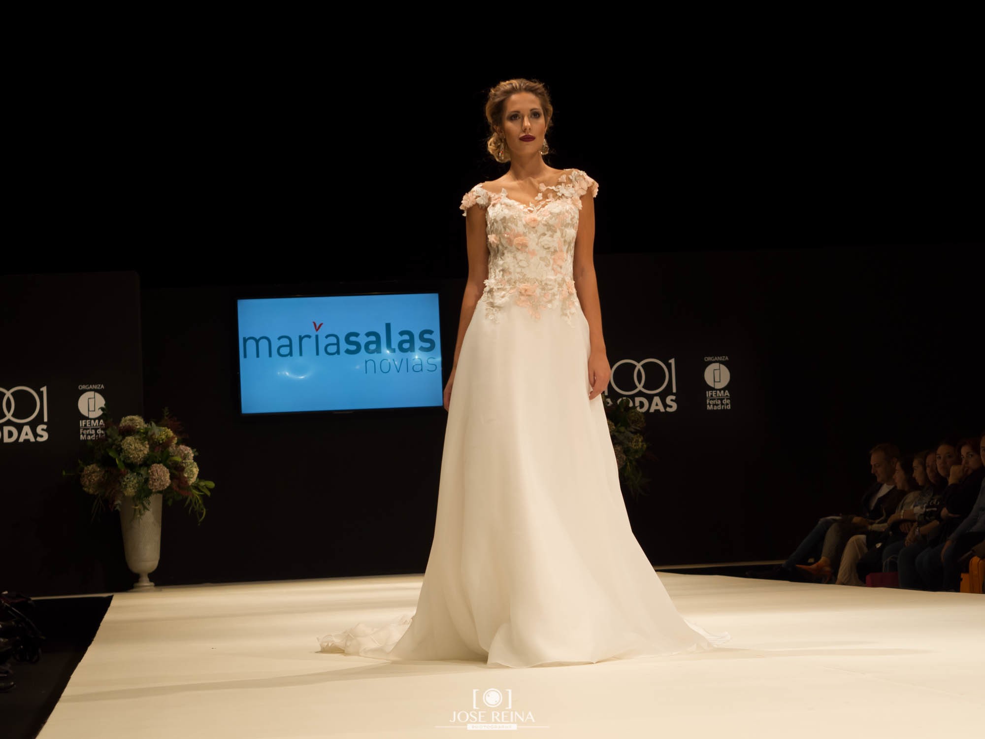 PASARELA NOVIAS 2018 FOTOGRAFO BODAS ALCALA DE HENARES0008