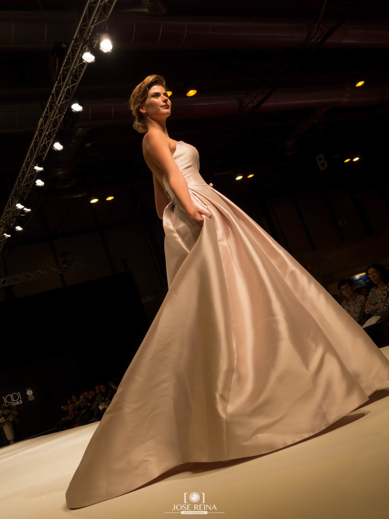 PASARELA NOVIAS 2018 FOTOGRAFO BODAS ALCALA DE HENARES0024