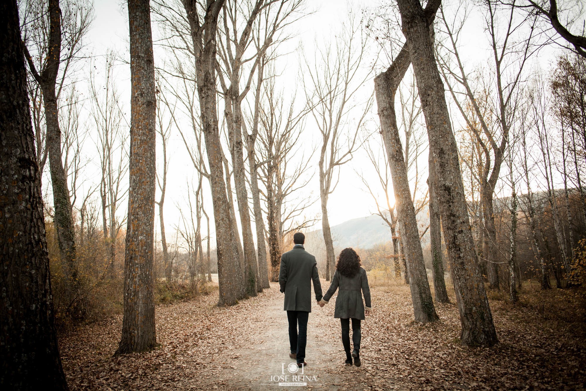 REPORTAJE PREBODA EN RASCAFRIA FOTOGRAFO DE BODA EN TORREJON DE ARDOZ0014