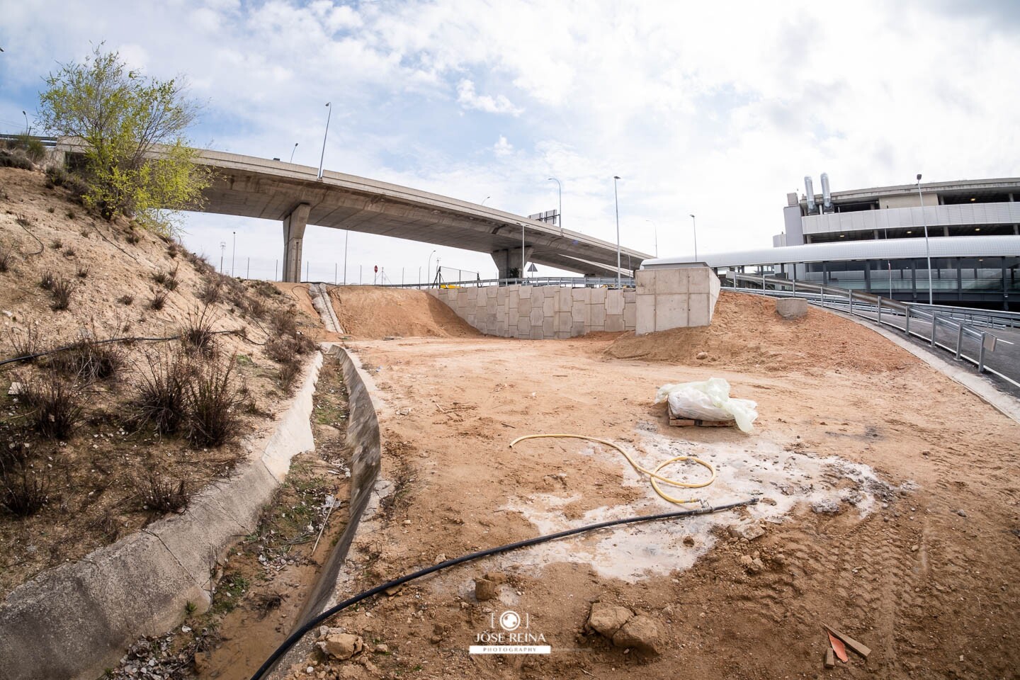 FOTOGRAFO OBRAS BARAJAS TERMIINAL AUTOBUSES T4004