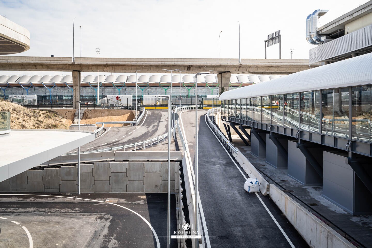 FOTOGRAFO OBRAS BARAJAS TERMIINAL AUTOBUSES T4030