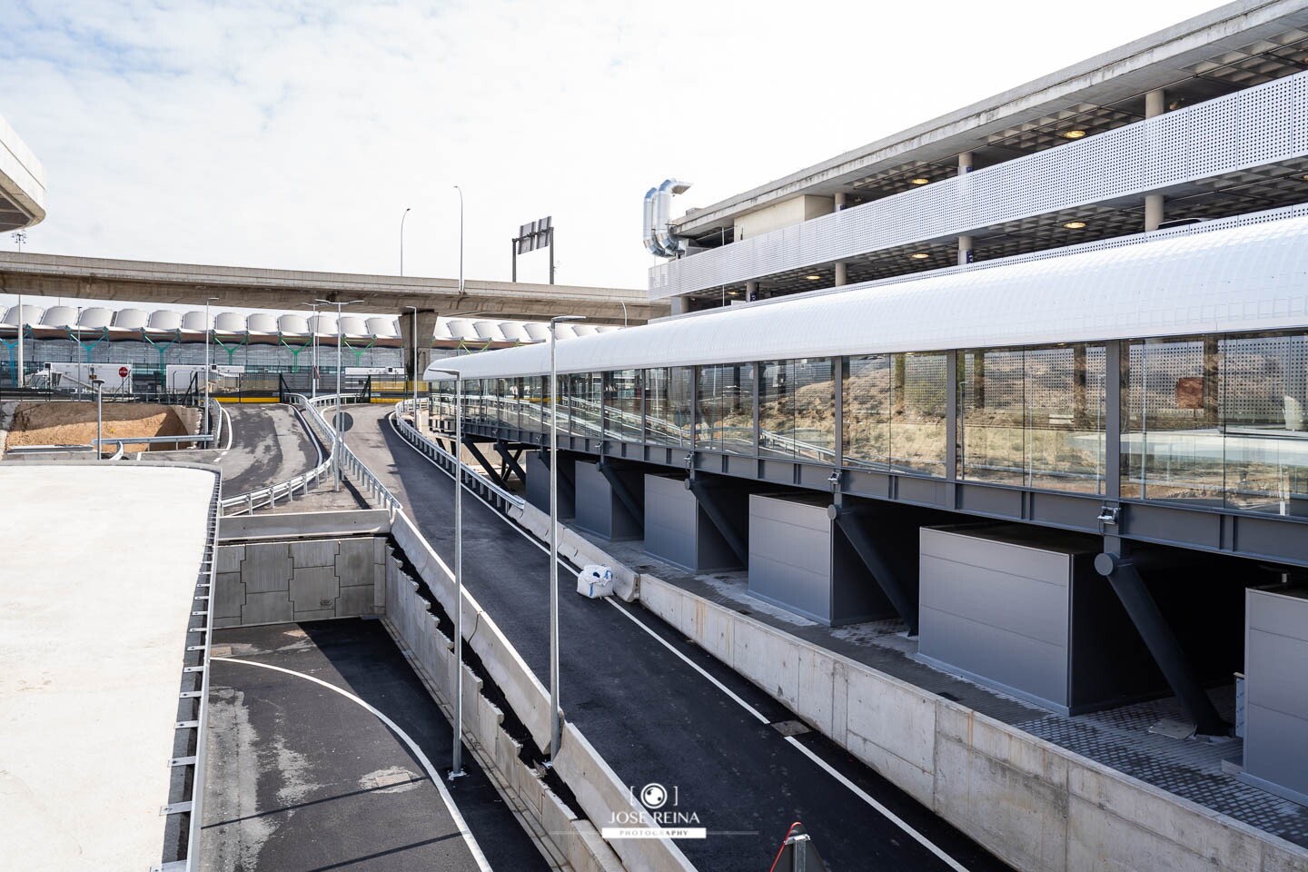 FOTOGRAFO OBRAS BARAJAS TERMIINAL AUTOBUSES T4032
