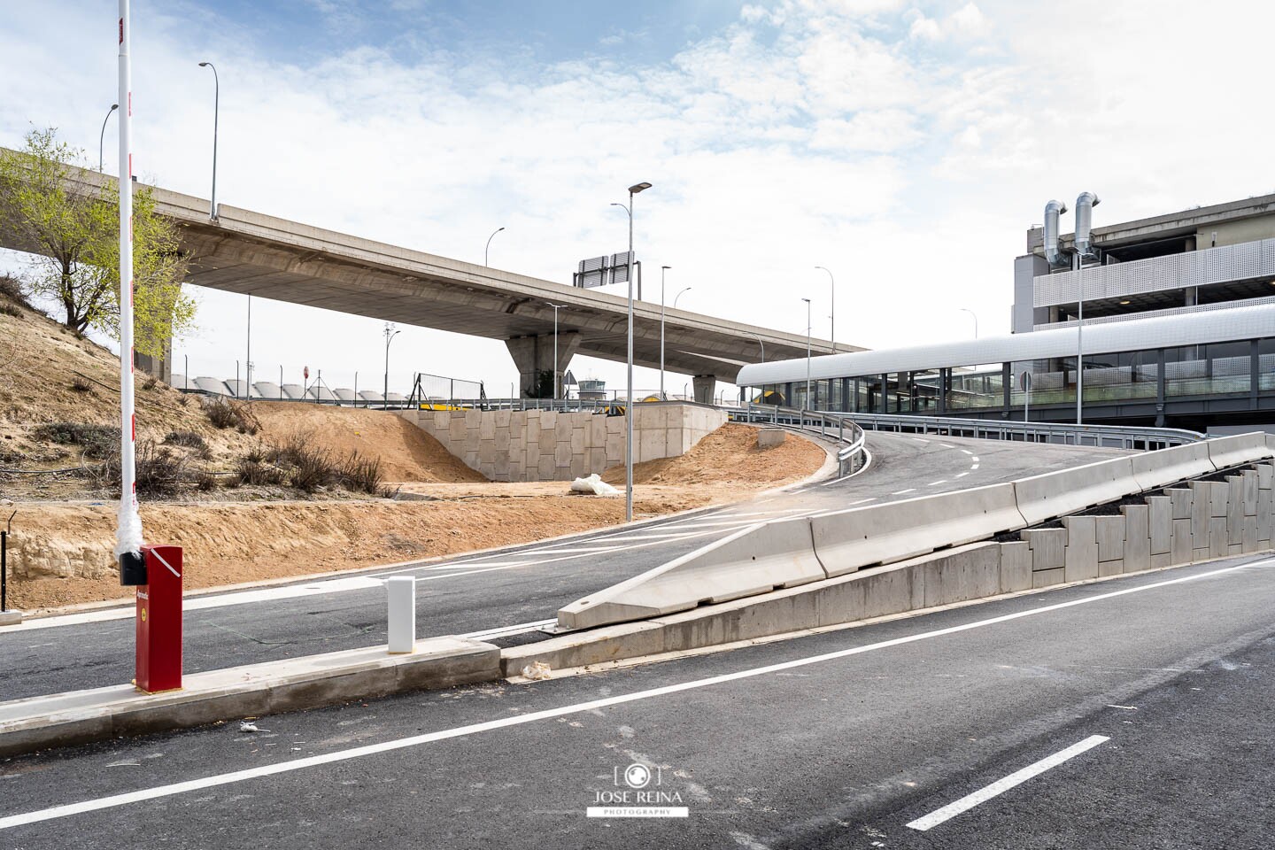 FOTOGRAFO OBRAS BARAJAS TERMIINAL AUTOBUSES T4036