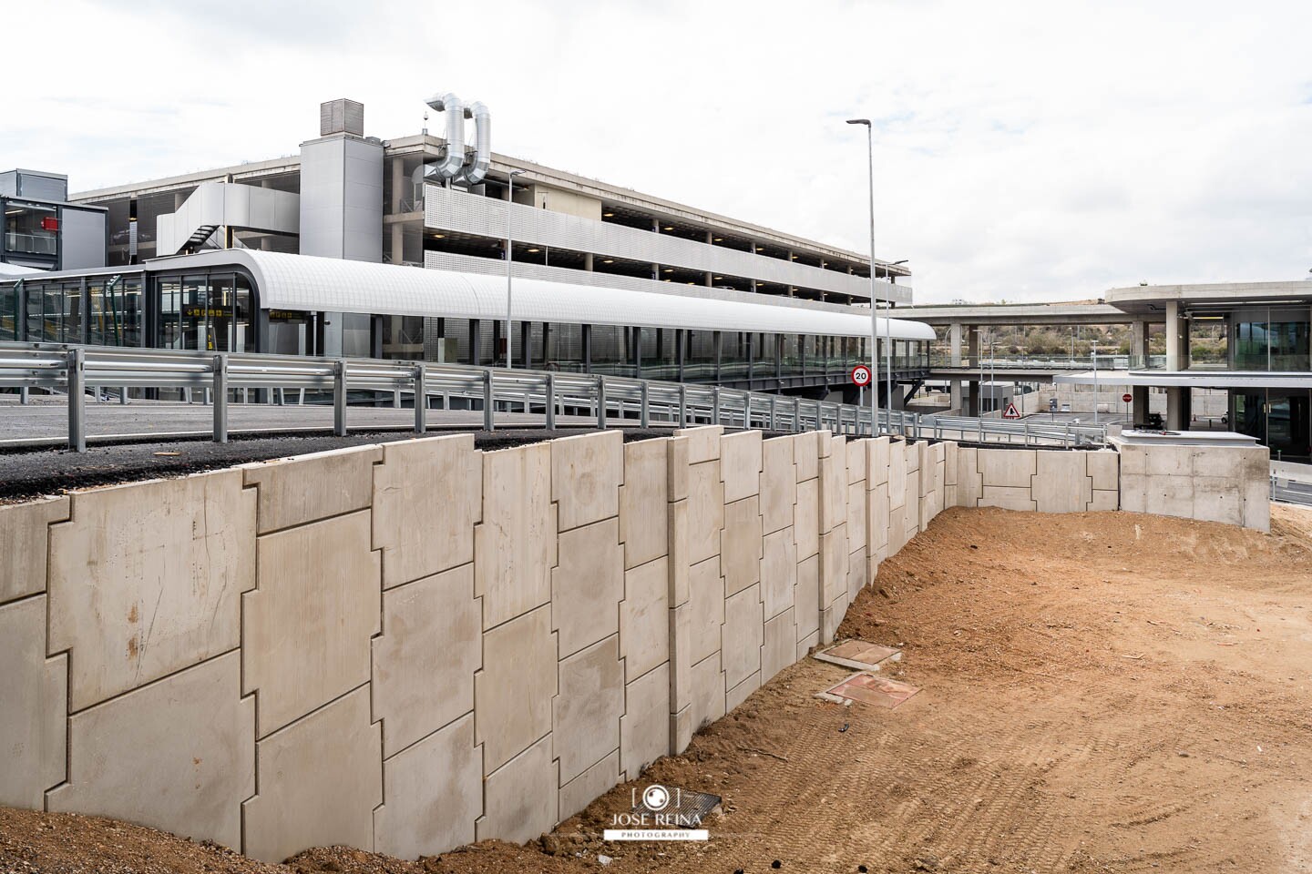 FOTOGRAFO OBRAS BARAJAS TERMIINAL AUTOBUSES T4038