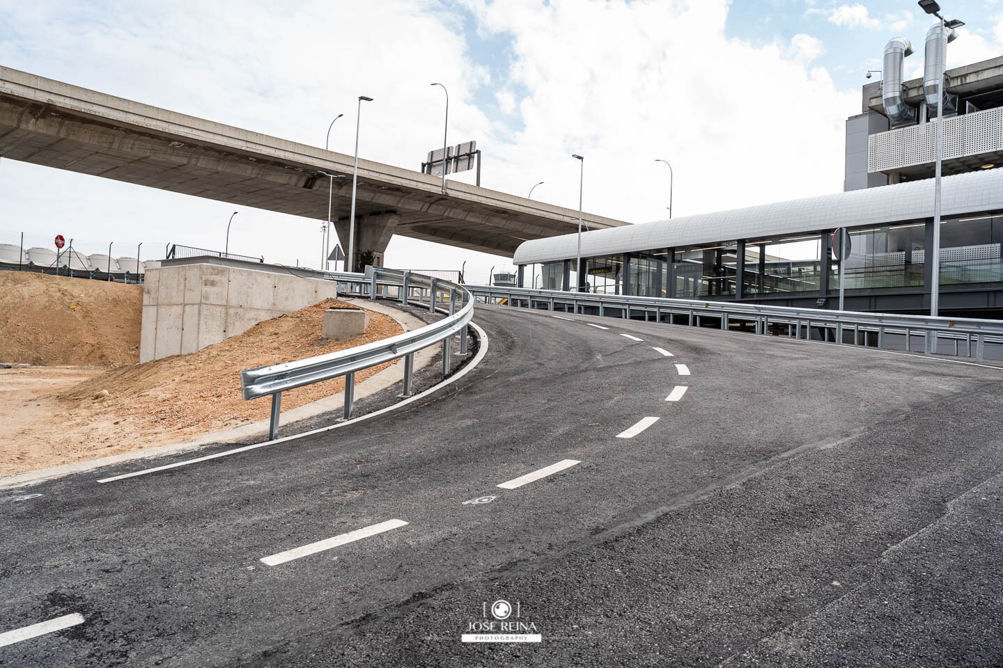 FOTOGRAFO OBRAS BARAJAS TERMIINAL AUTOBUSES T4039