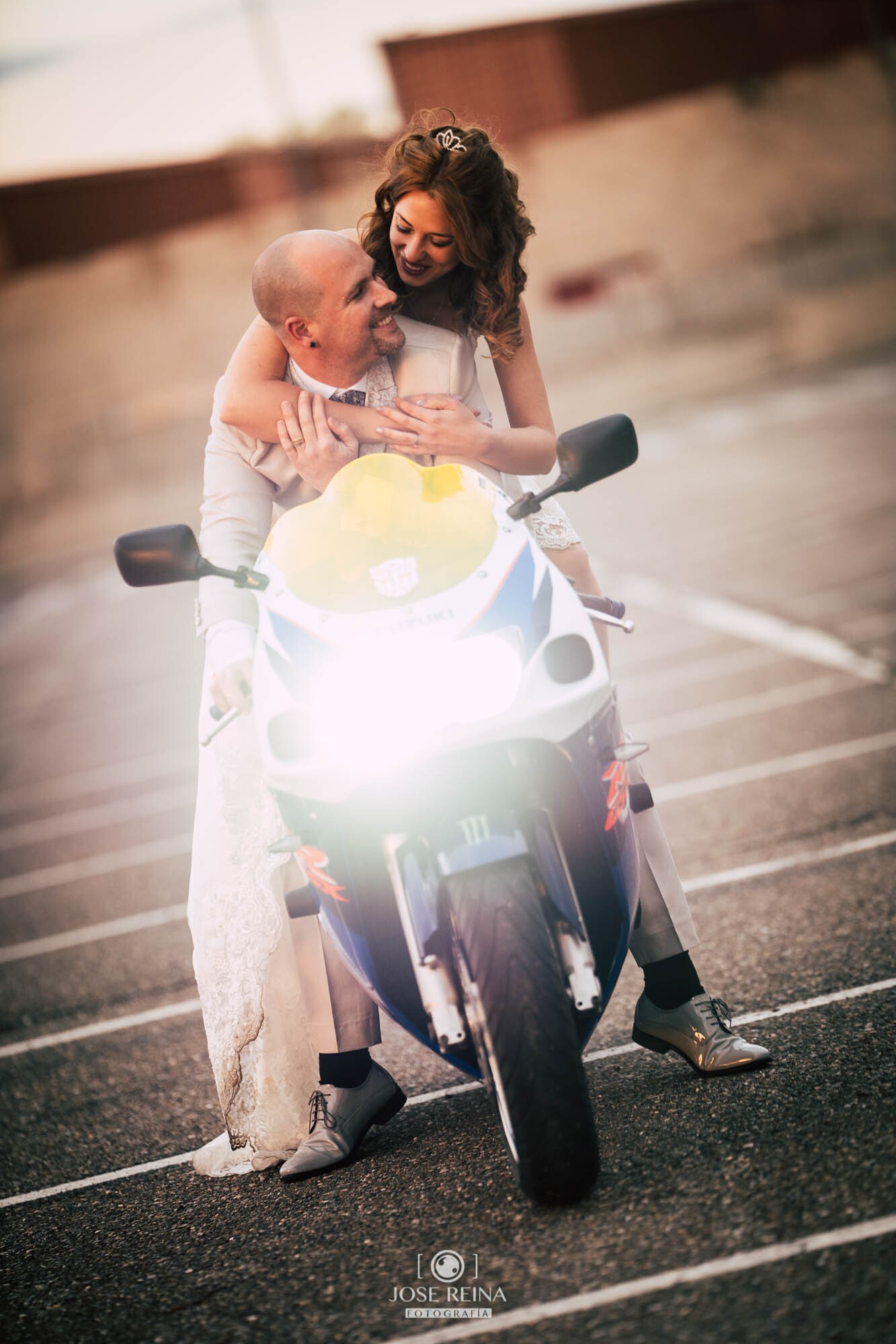 fotografo boda reportaje postboda con moto alcala de henares-31