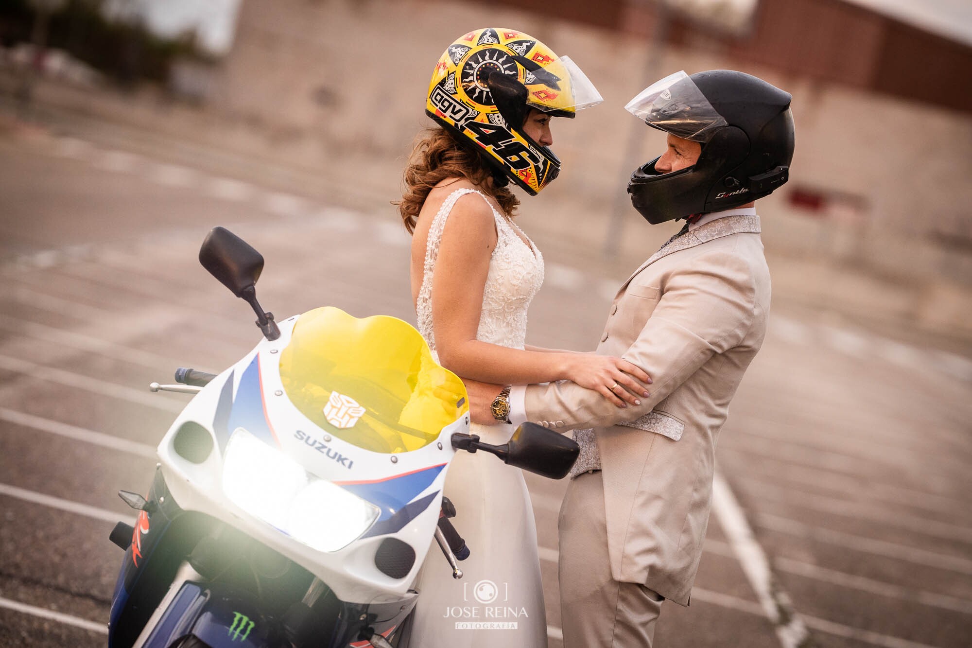 fotografo boda reportaje postboda con moto alcala de henares-41