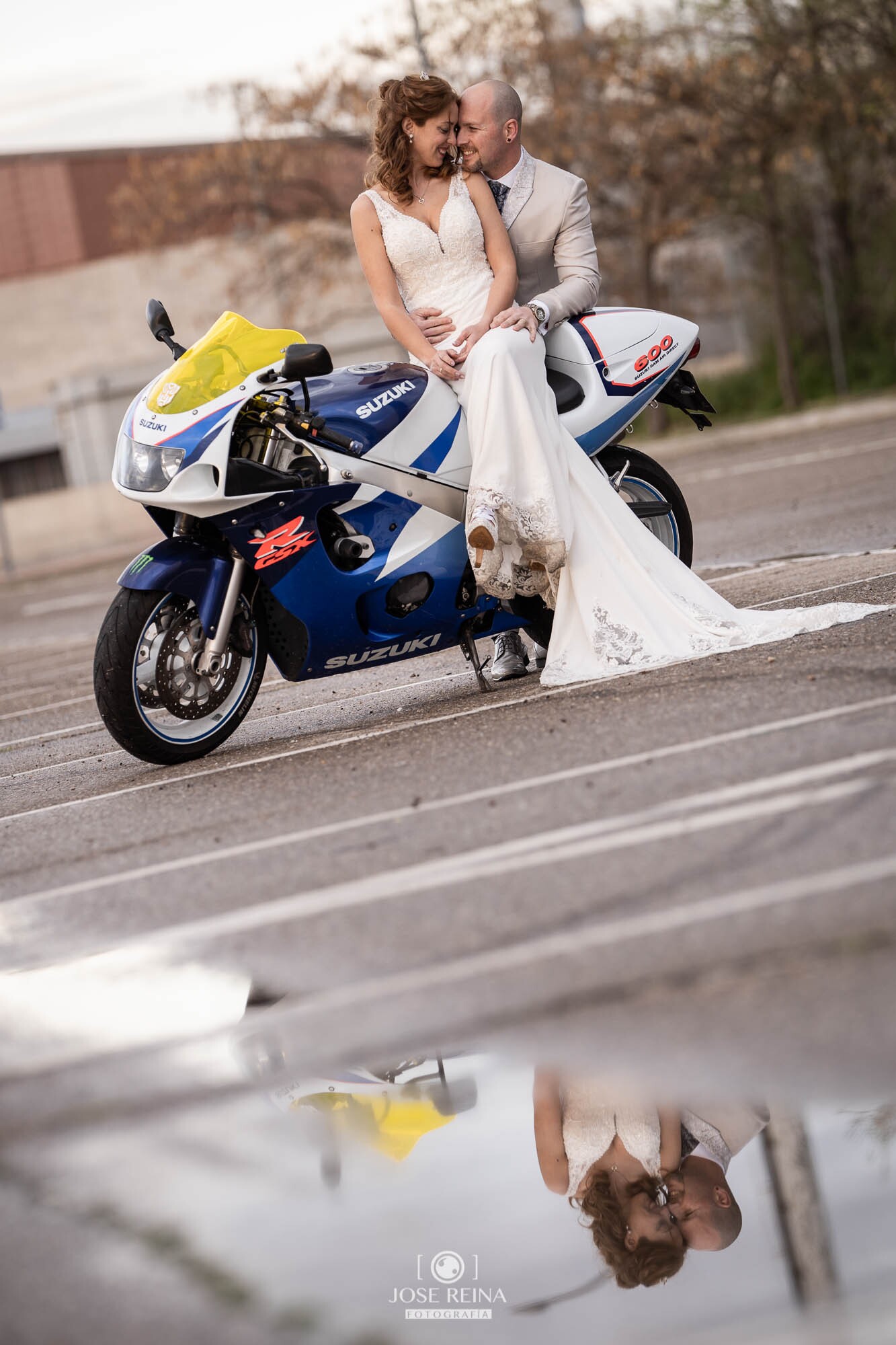 fotografo boda reportaje postboda con moto alcala de henares-8